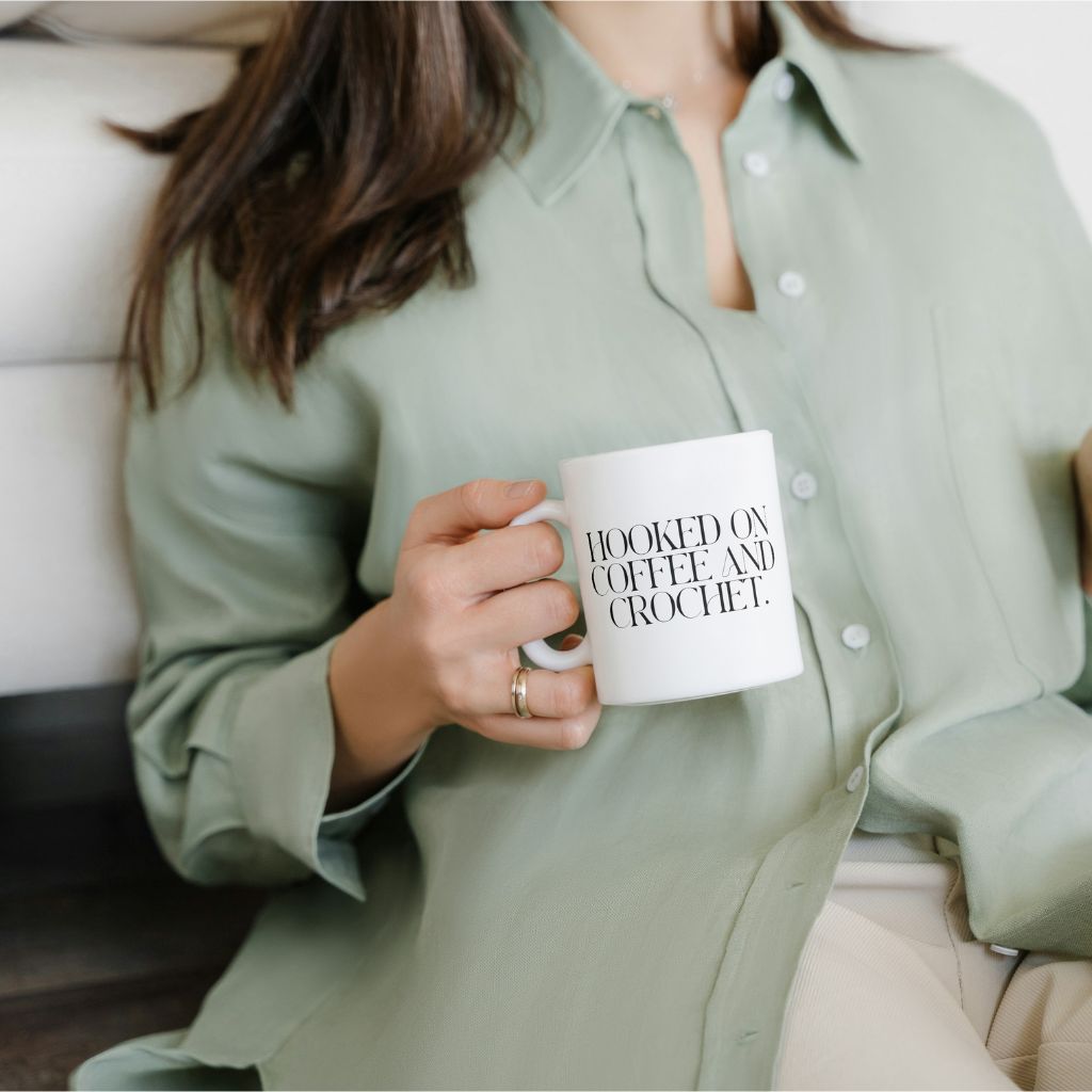"Hooked on Crochet and Coffee" Ceramic Mug – Perfect for Yarn Enthusiasts