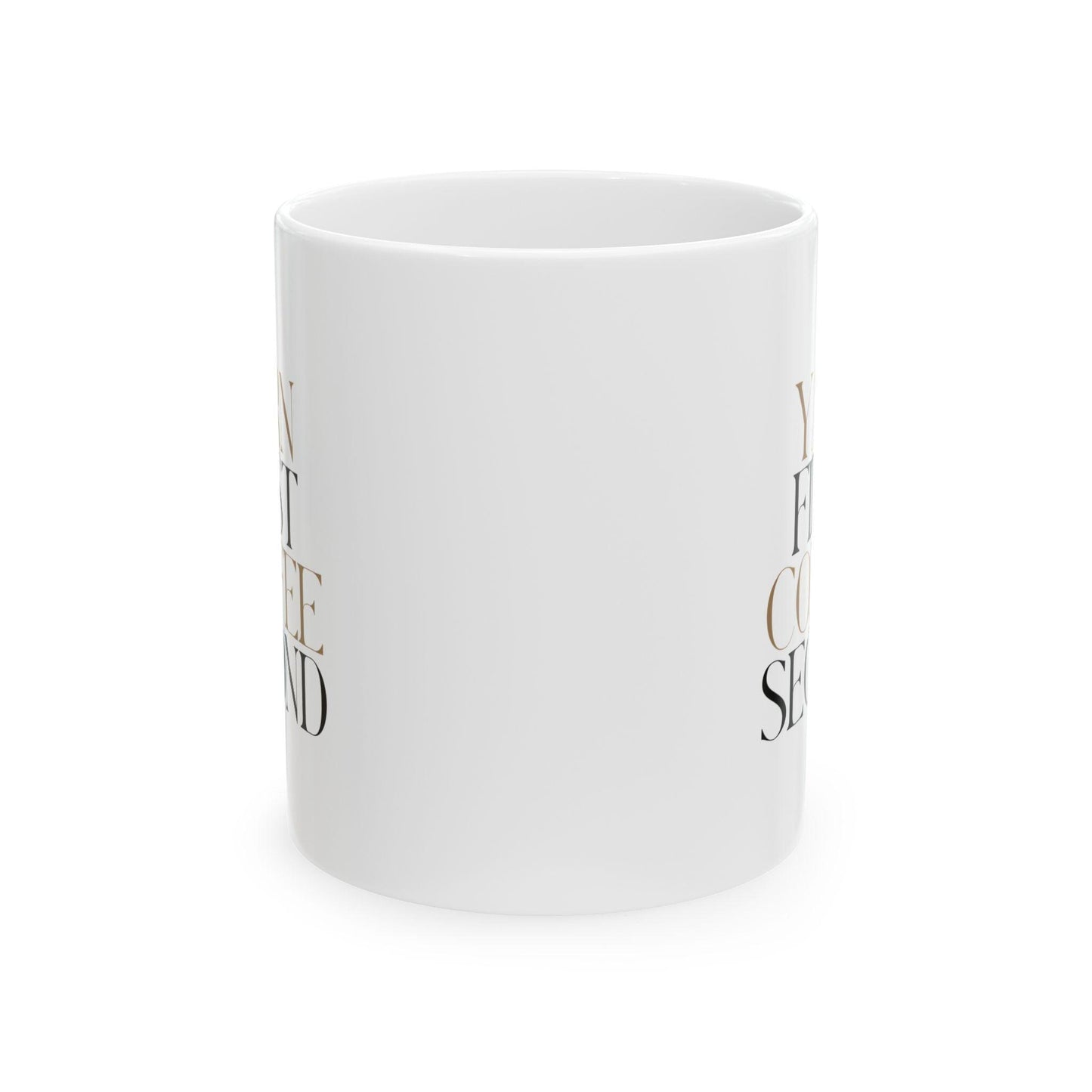 "Yarn First, Coffee Second" Keramisk kaffemugg – Stick- &amp; Virkningspresent